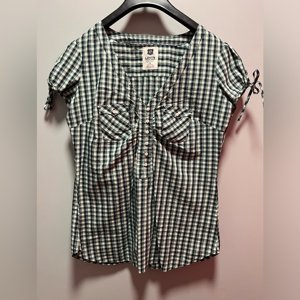 Levi’s Short Sleeve Blouse Green Plaid Size Large